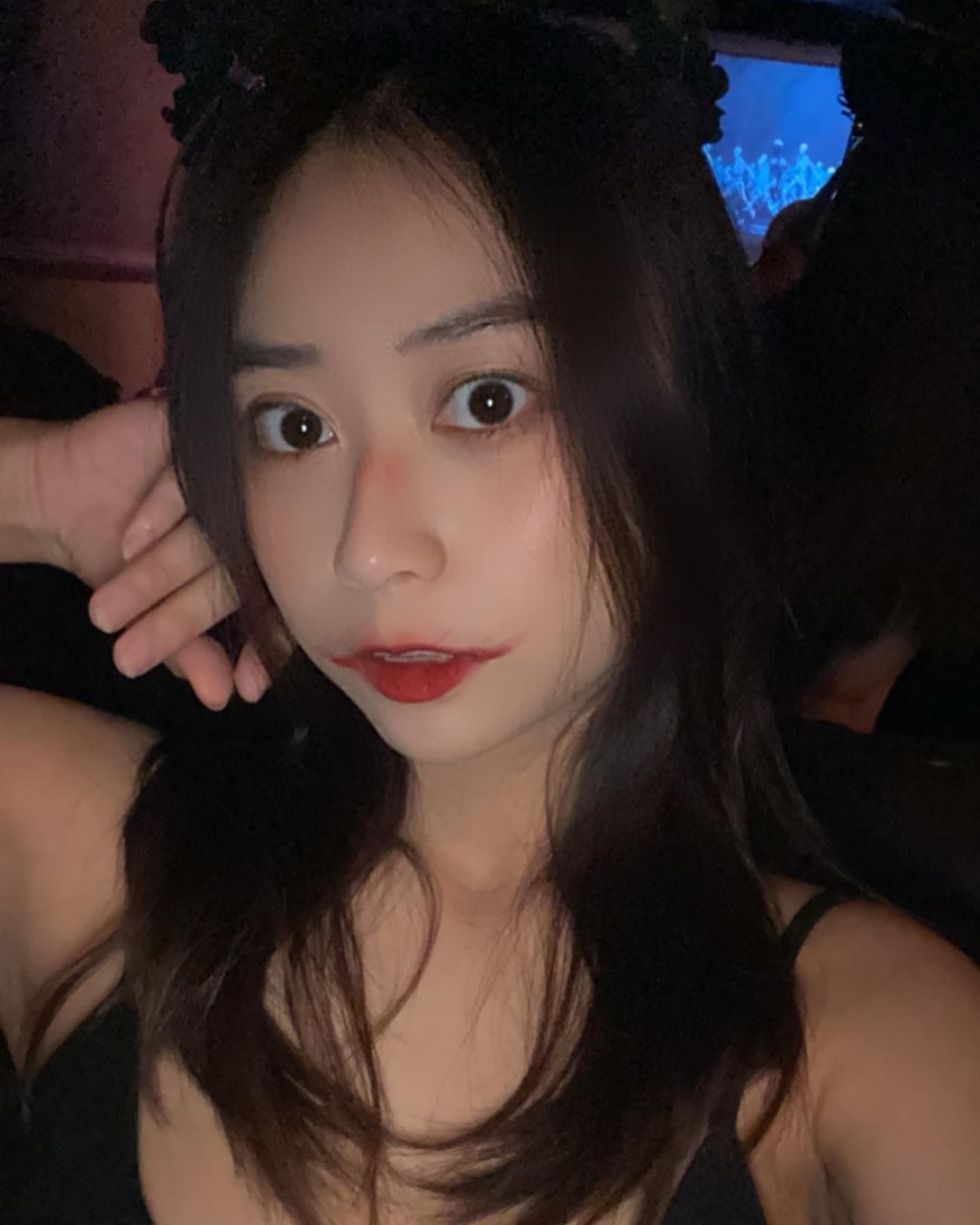 留学生约炮约爱加line：qj98877